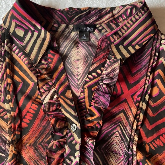 East 5th Women’s Button Down V Neck Blouse Size 1X - Picture 3 of 9